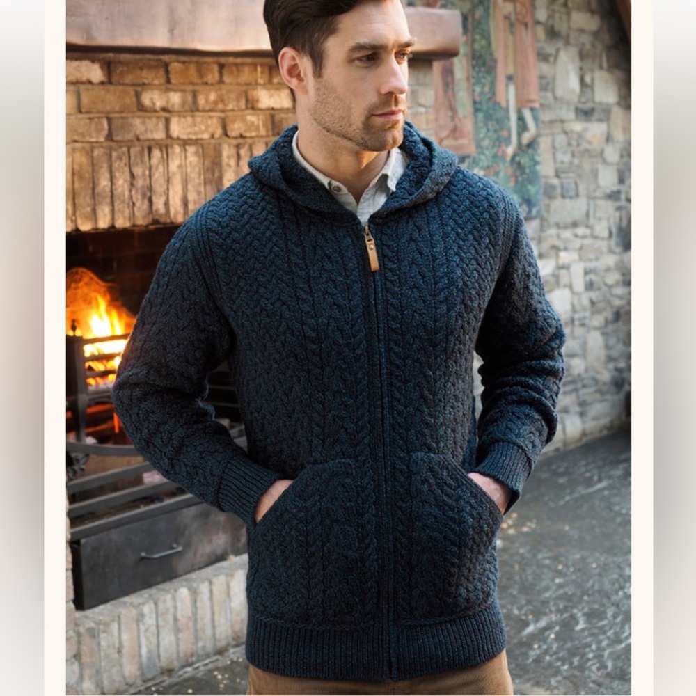 ARAN SWEATER MARKET Men's Hooded Cable-Knit Zip Sweater - Navy Size Small